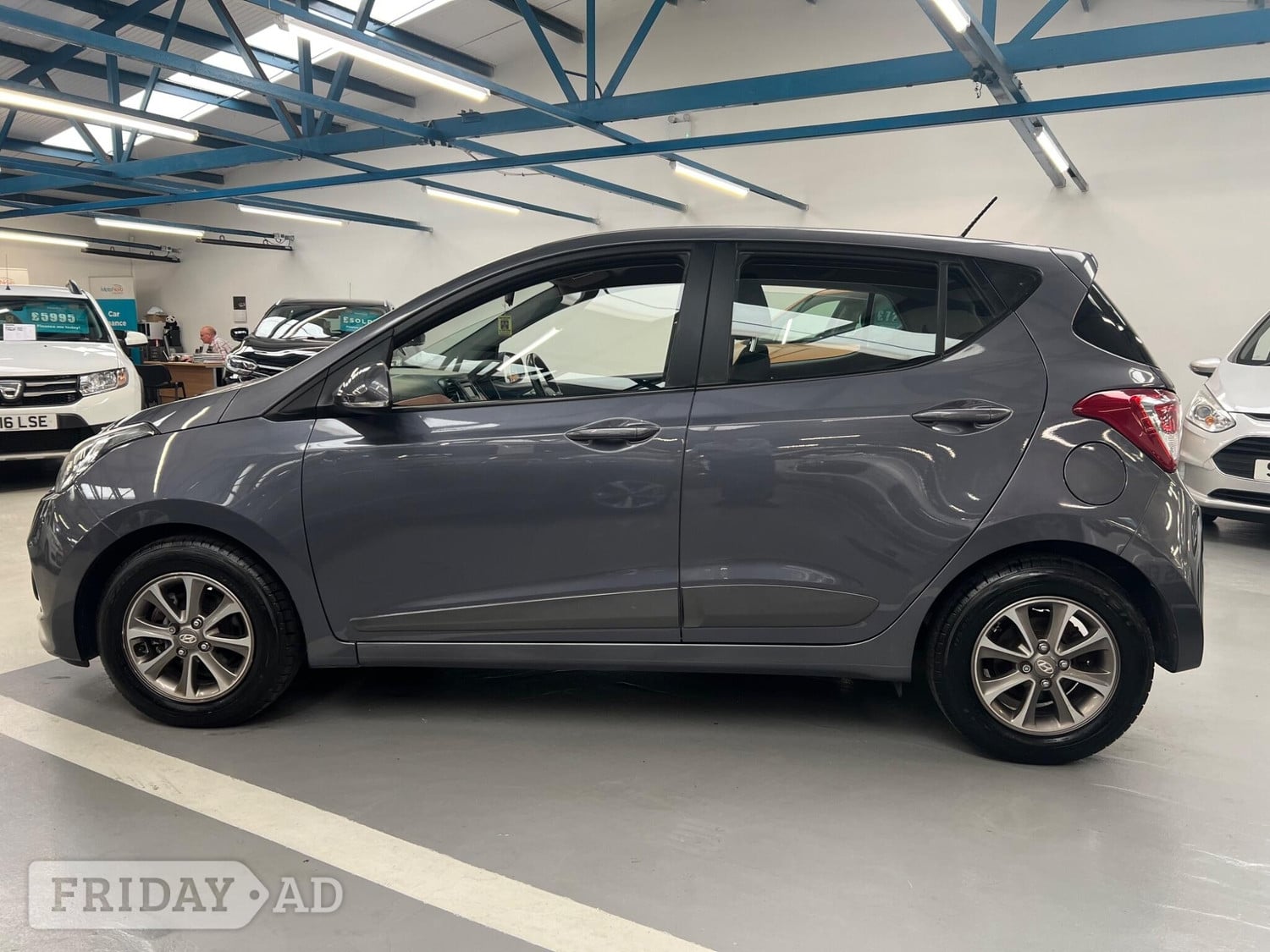 Hyundai i10 2014 - Cars