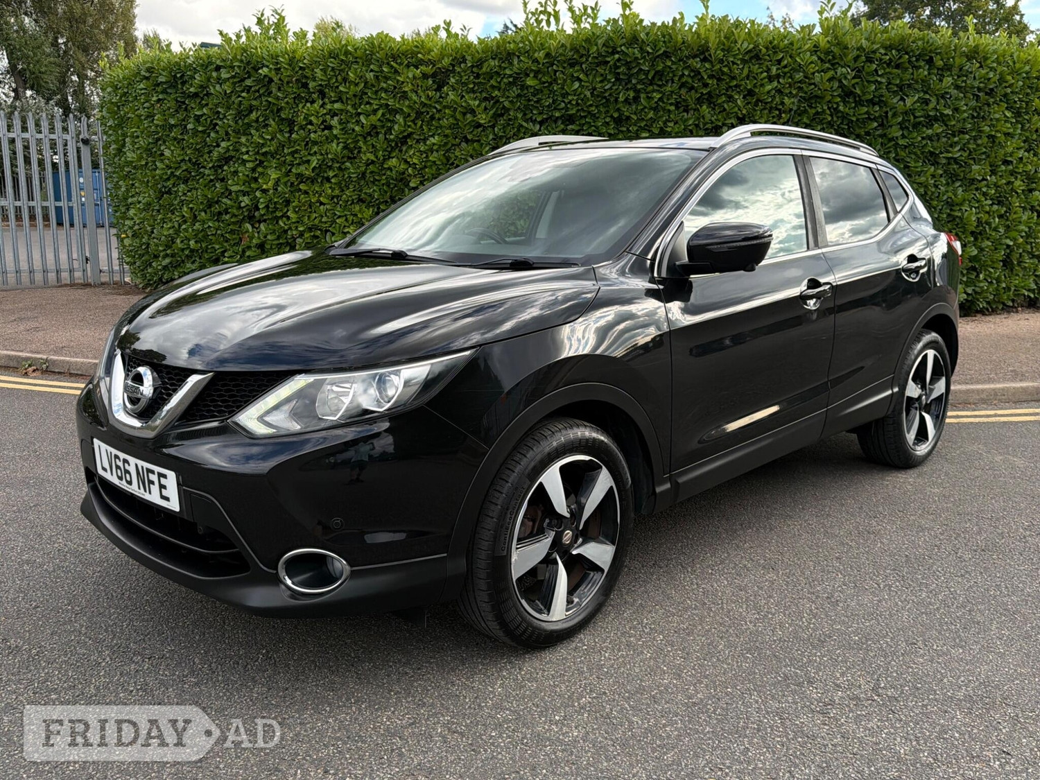 Nissan Qashqai 2016 - Cars