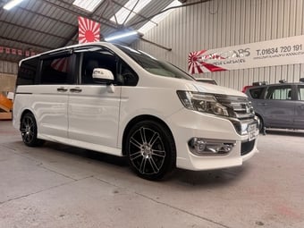 Honda Stepwagon 2015