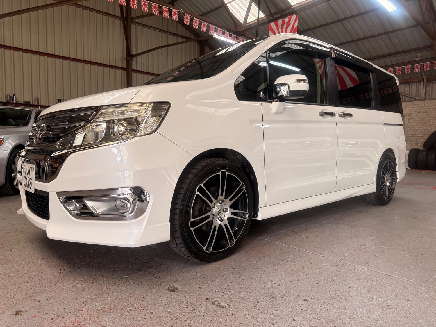Honda Stepwagon 2015 - Cars