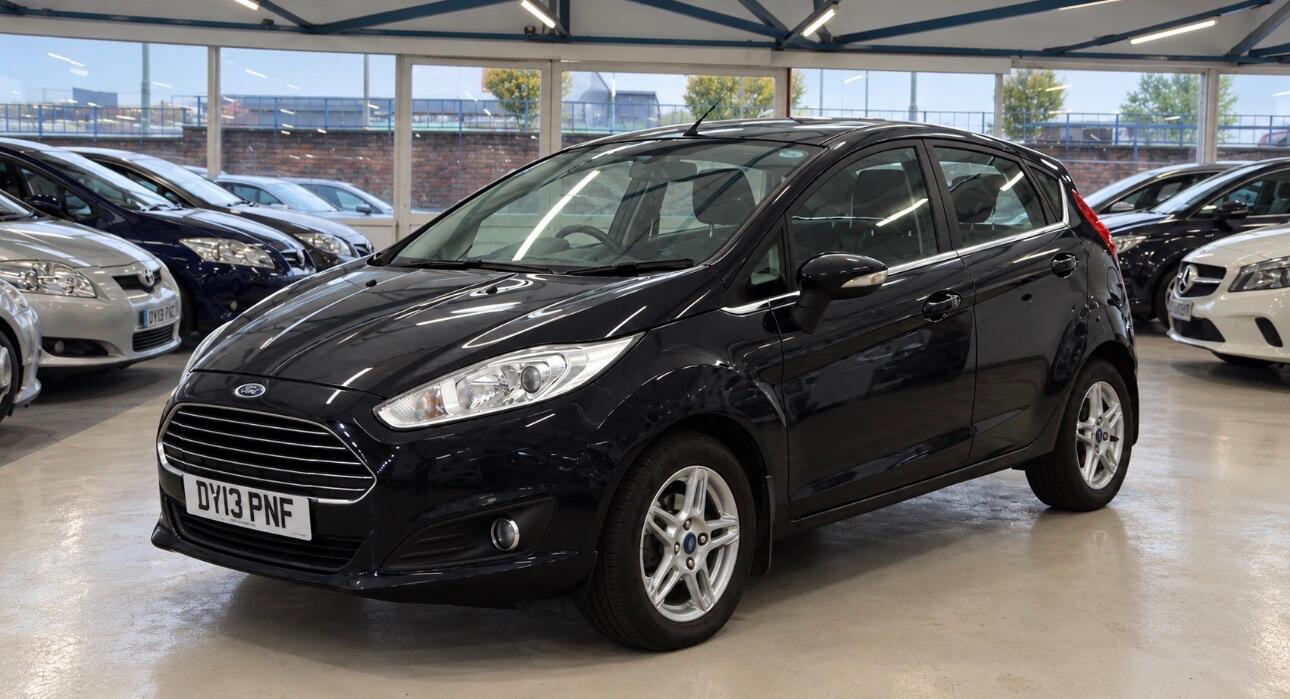 [ berth ]Ford Fiesta