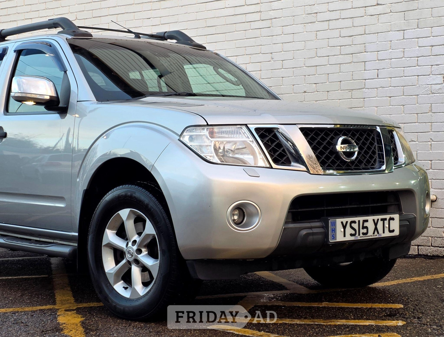 Nissan Navara 2015 - Vans & Commercial Vehicles