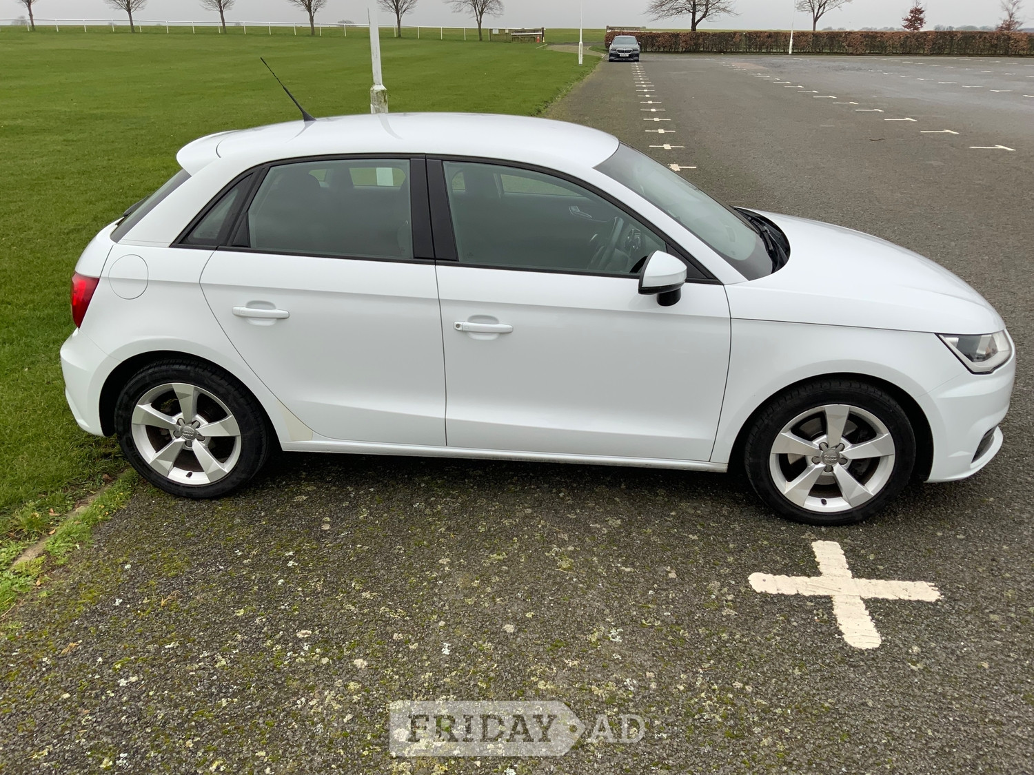[ berth ]Audi A1