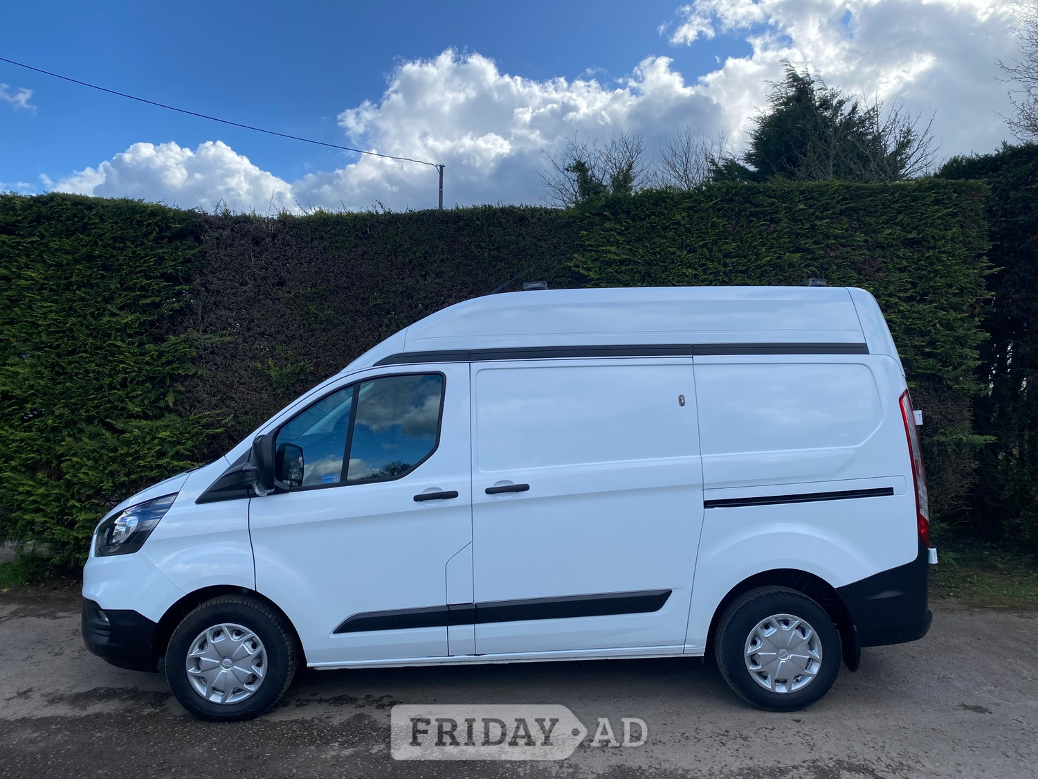 Ford Transit Custom 2020 - Vans & Commercial Vehicles