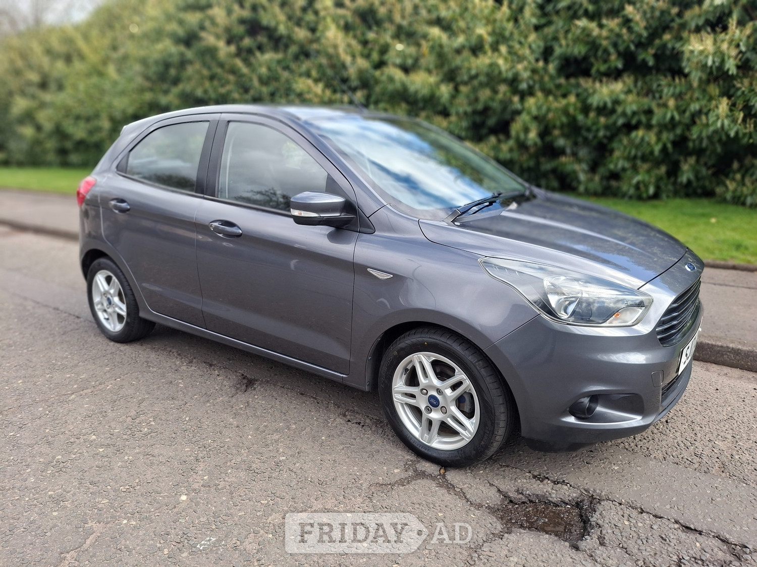 [ berth ]Ford Ka+