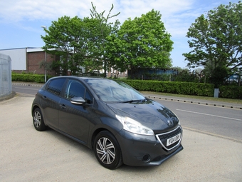 Peugeot 208 2014