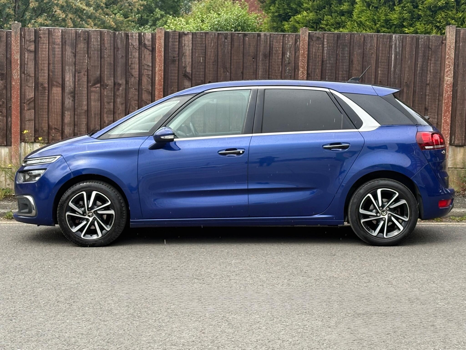 Citroen C4 Picasso 2018 - Cars