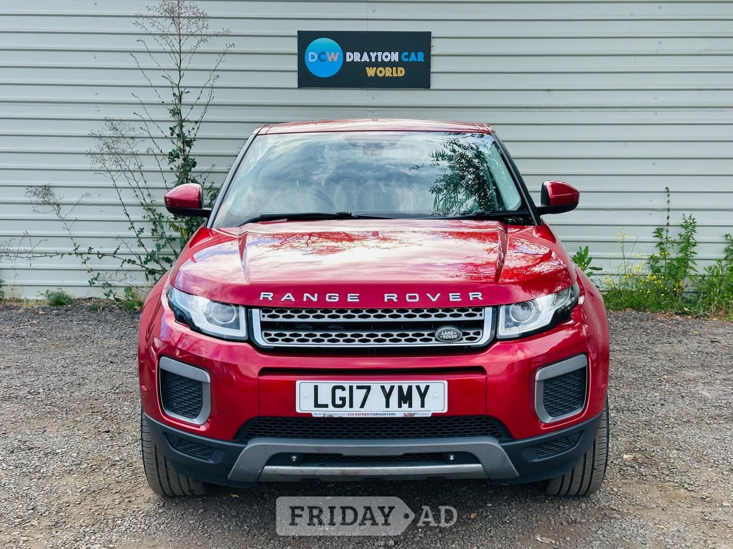 [ berth ]Land Rover Range Rover Evoque