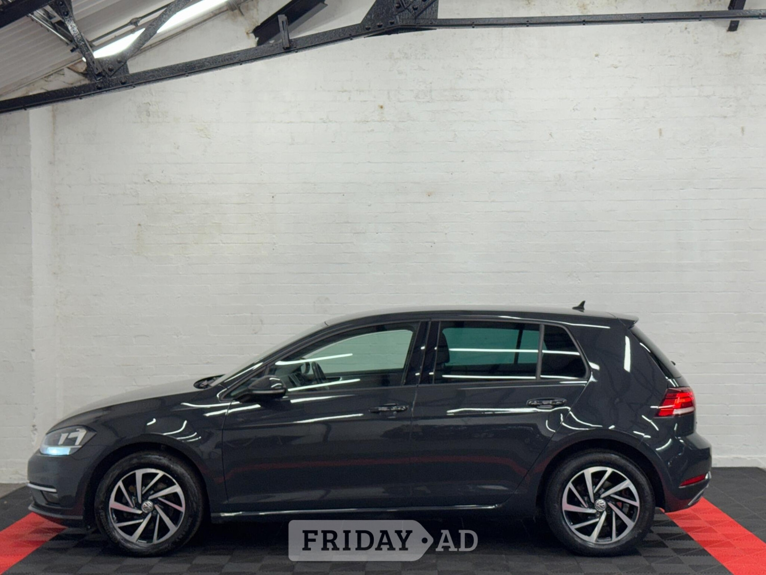 [ berth ]Volkswagen Golf