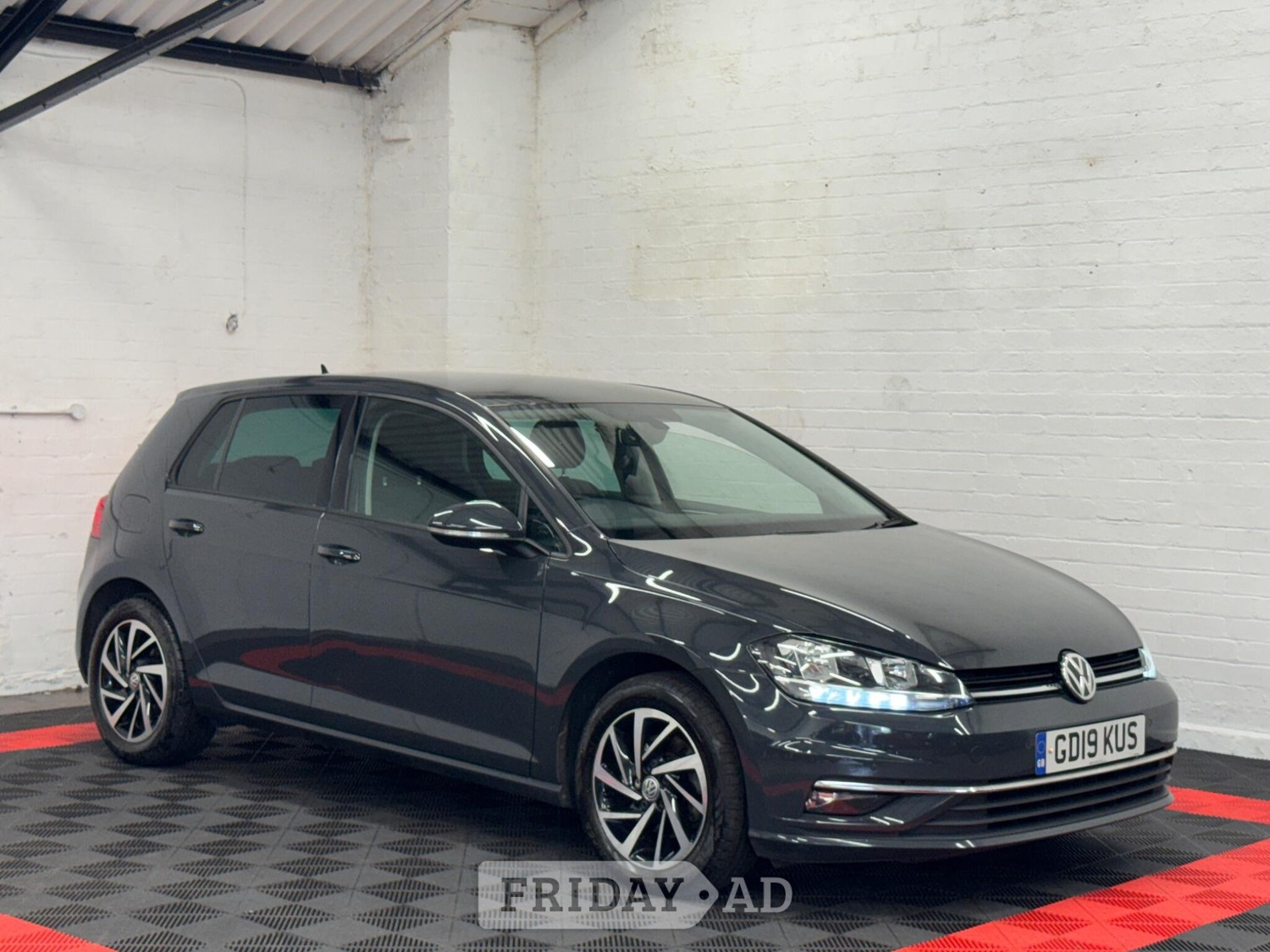 Volkswagen Golf 2019 - Cars in Birmingham