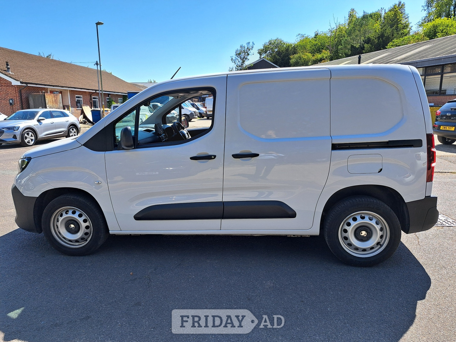 Vauxhall Combo 2025 - Vans & Commercial Vehicles in Waterlooville
