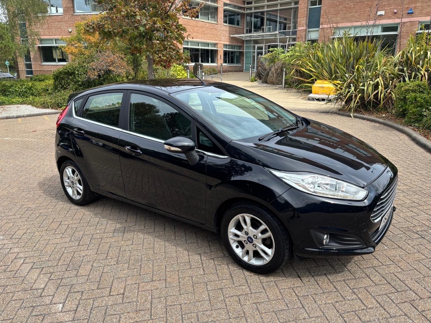 Ford Fiesta 2016 - Cars in Fareham