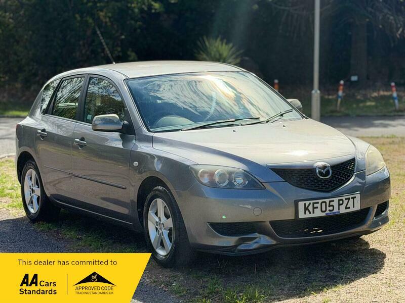 Mazda 3 2005 - Cars in Slough