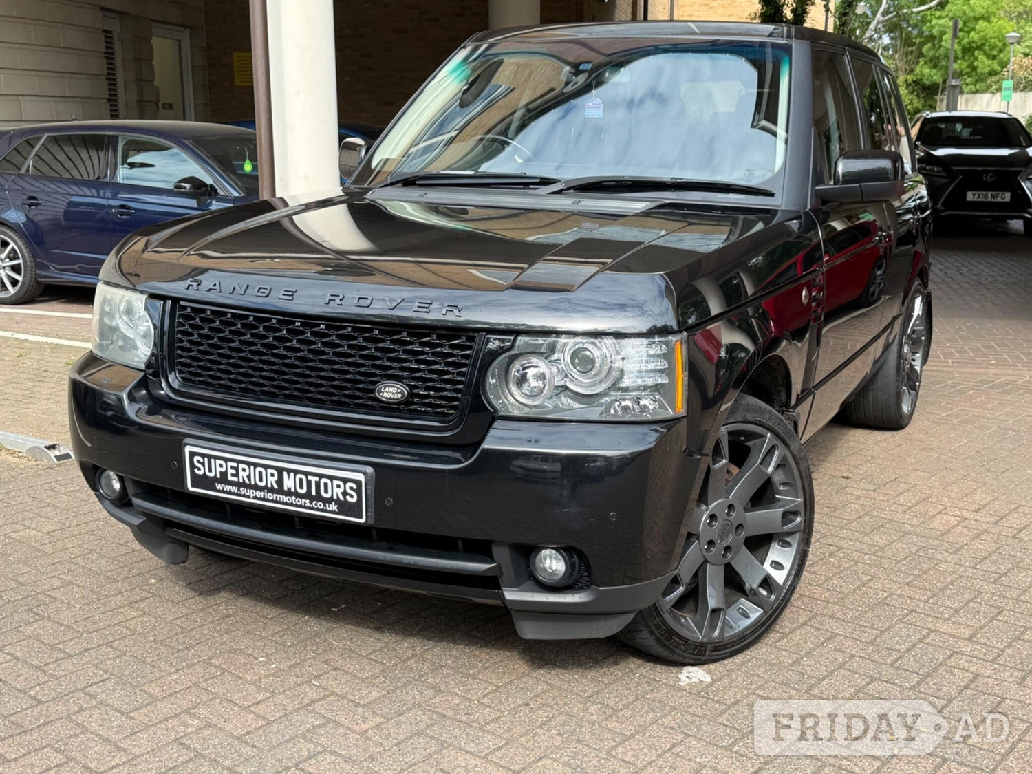 [ berth ]Land Rover Range Rover
