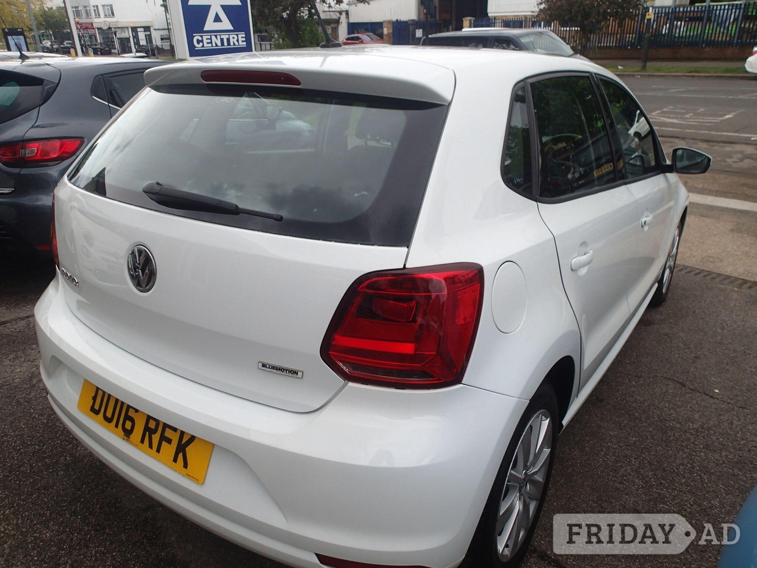 Volkswagen Polo 2016 - Cars in Leigh-On-Sea