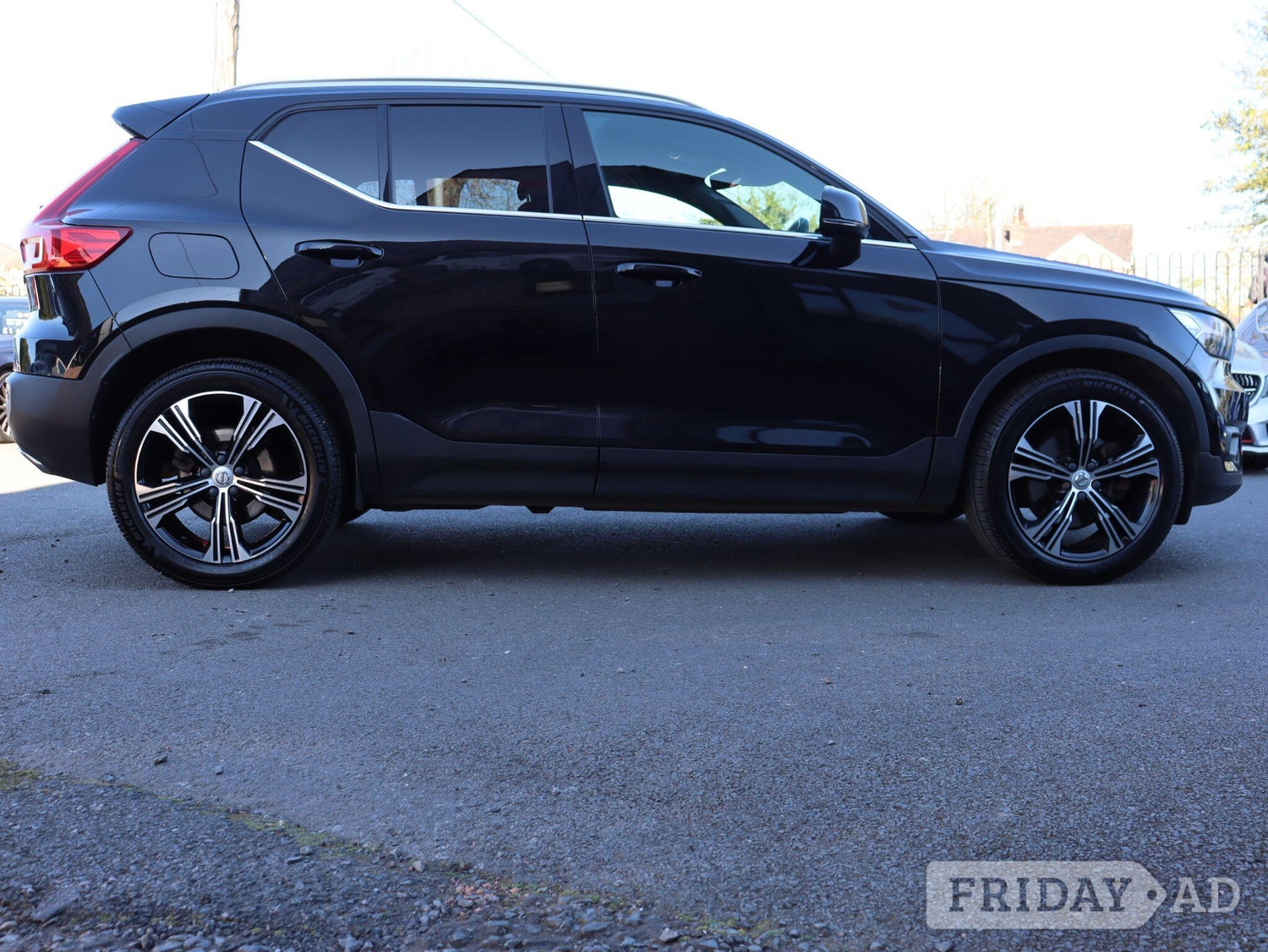 Volvo XC40 2020 - Cars