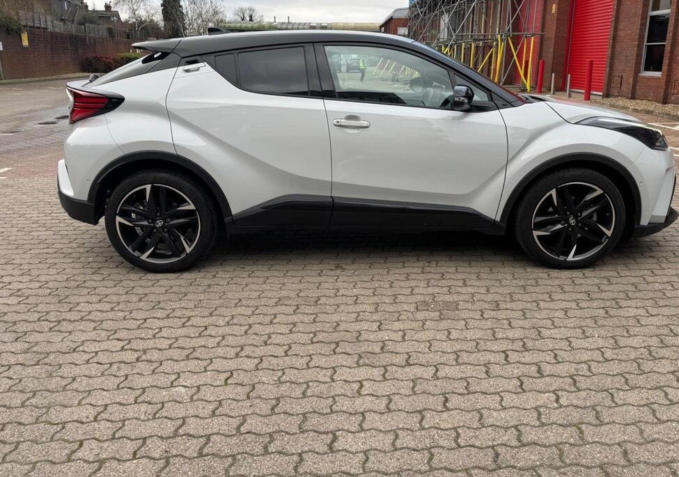 [ berth ]Toyota C-HR