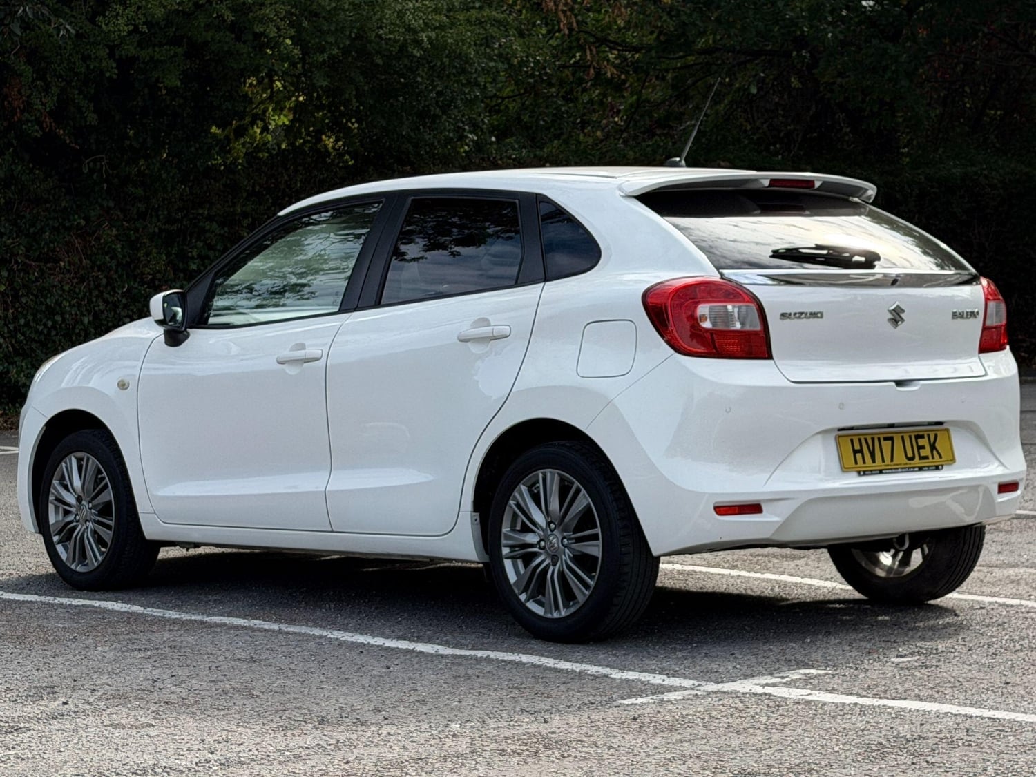 Suzuki Baleno 2017 - Cars in East Molesey
