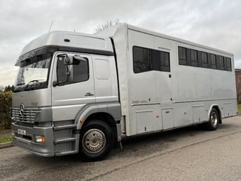 Prater  Mercedes-Benz Horsebox