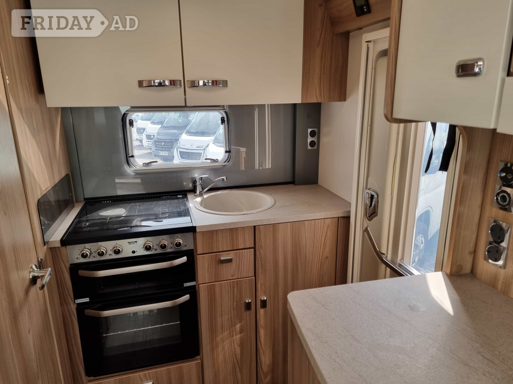 Bessacarr 400 412 2017 for sale - Motorhomes & Caravans