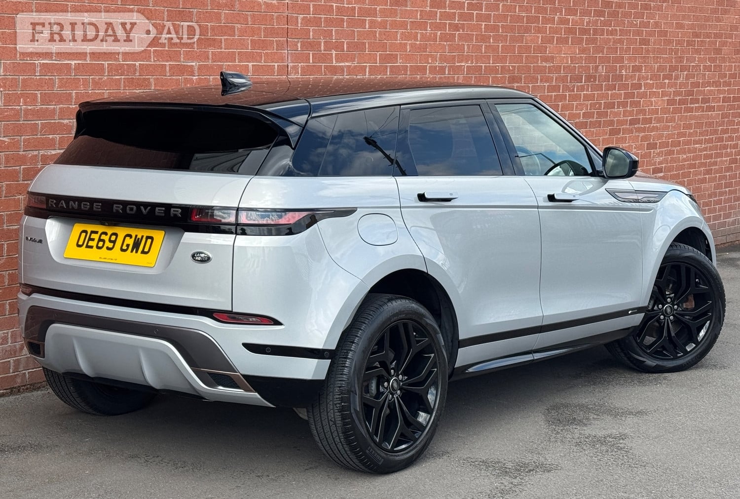 Land Rover Range Rover Evoque 2019 - Cars in Doncaster