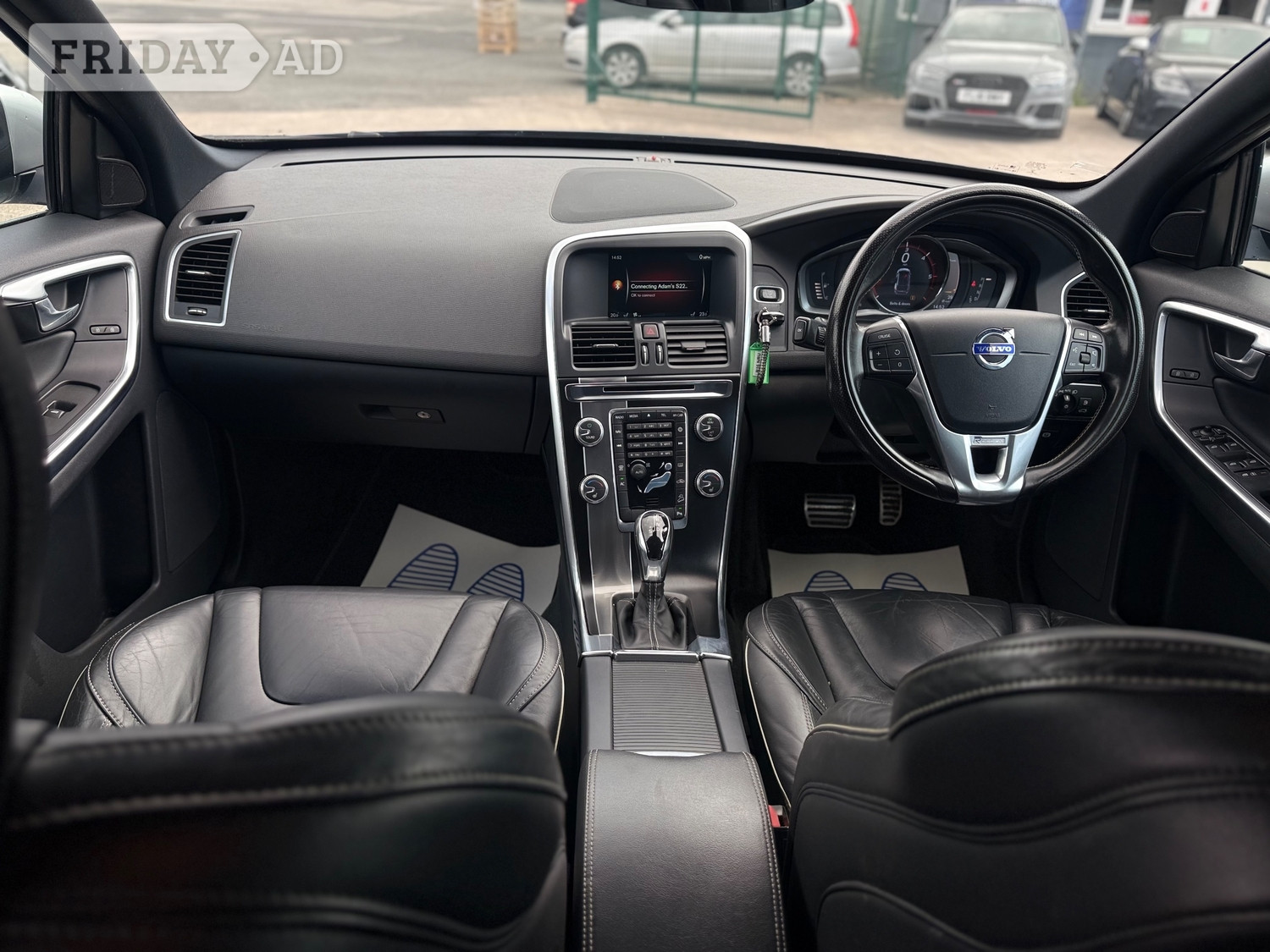 Volvo XC60 2016 - Cars in Blackburn