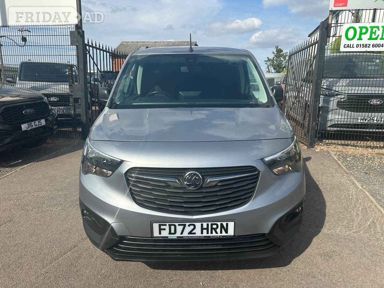 [ berth ]Vauxhall Combo