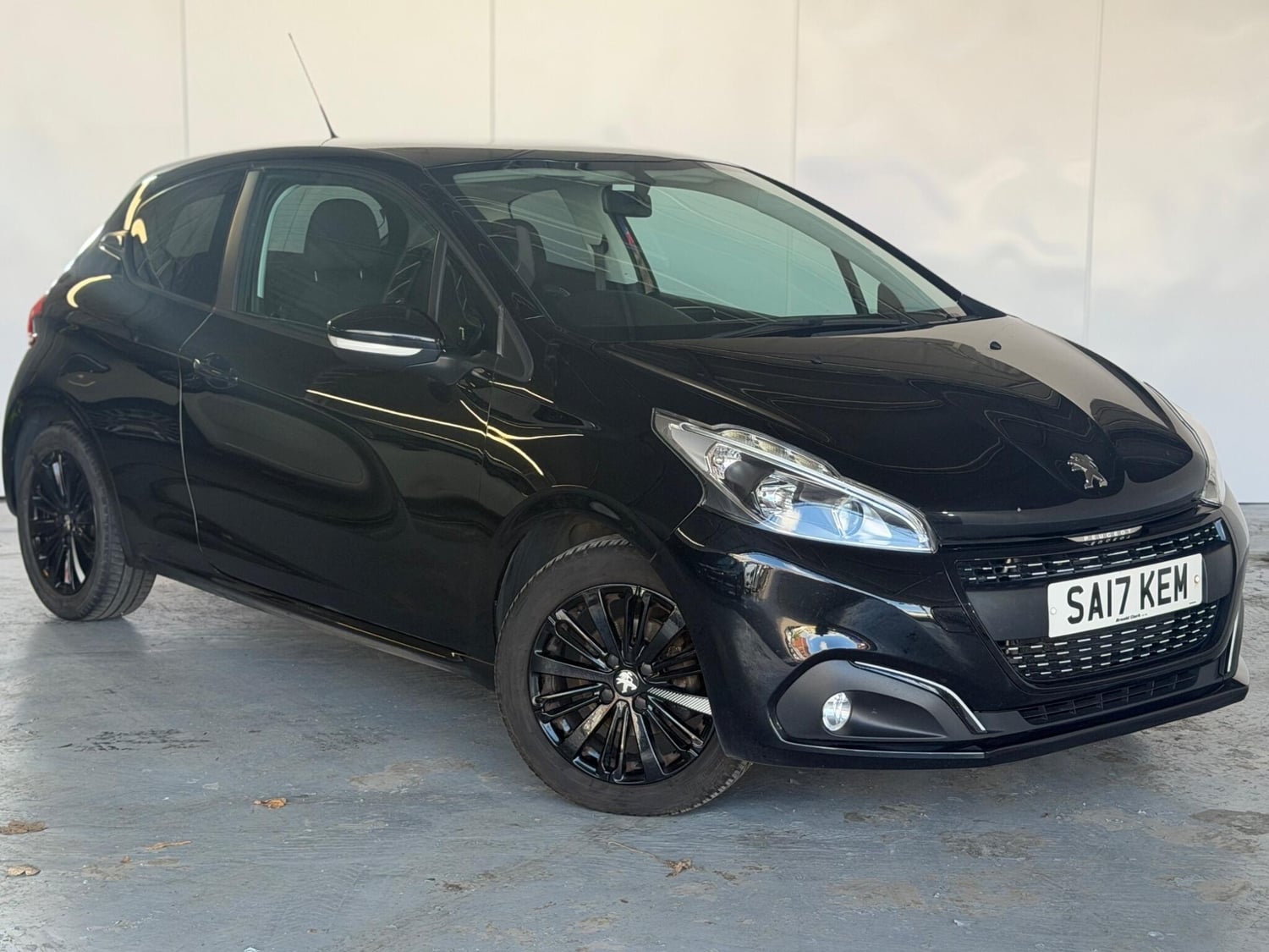 Peugeot 208 2017 - Cars