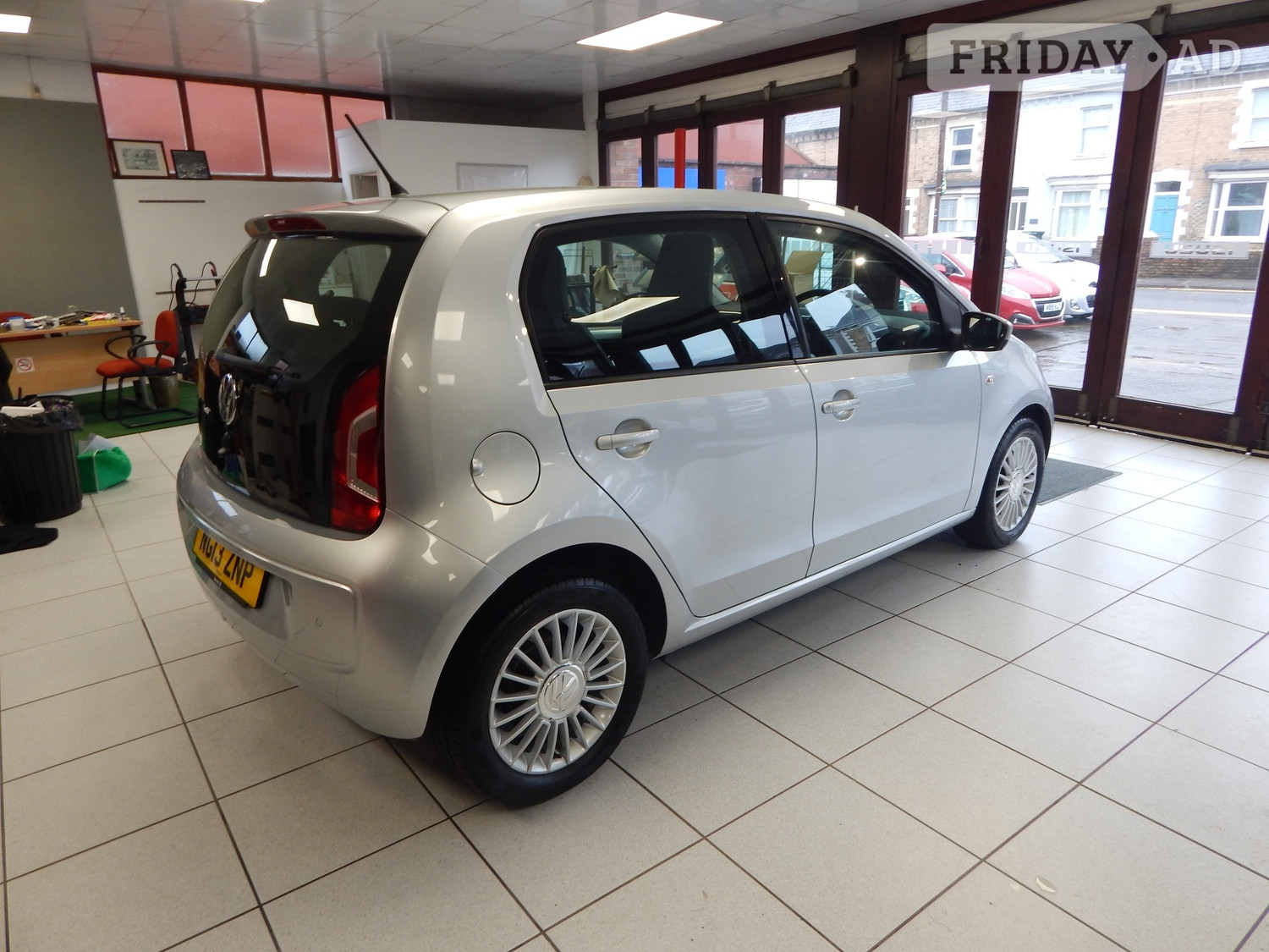 [ berth ]Volkswagen Up