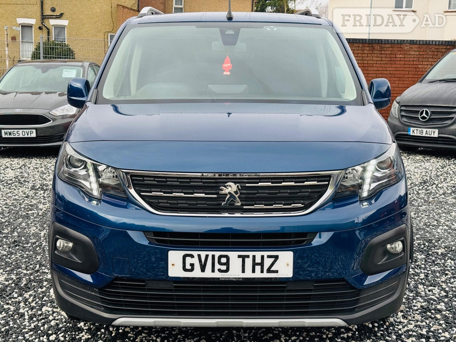 Peugeot Rifter 2019 - Cars in Bedford