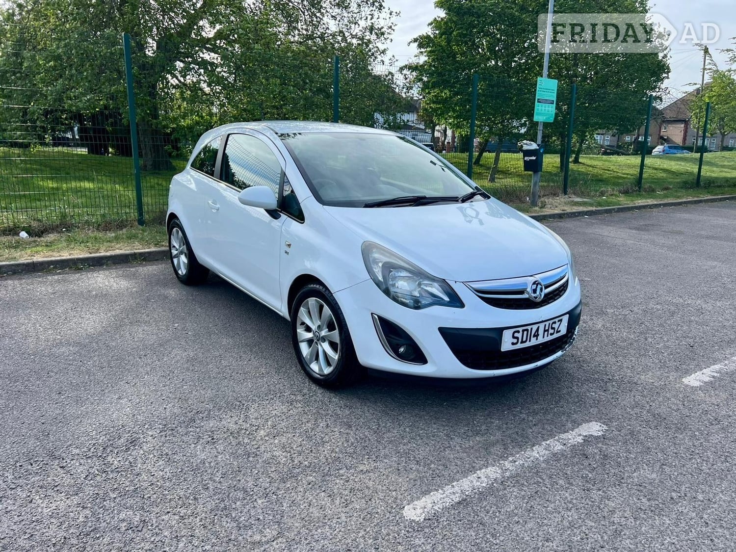 Vauxhall Corsa 2014 in Wembley