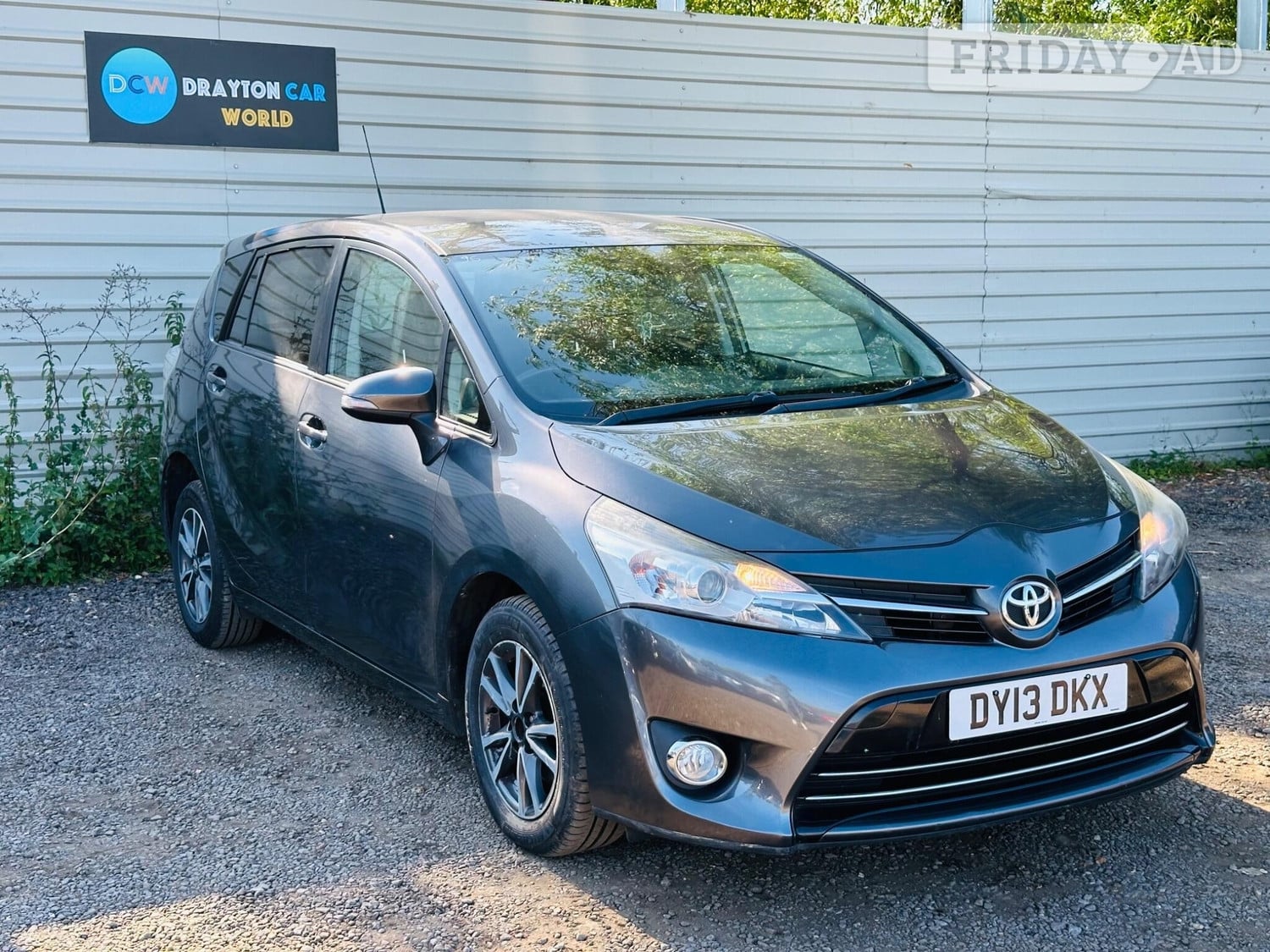 Toyota Verso 2013 - Cars in Hillingdon