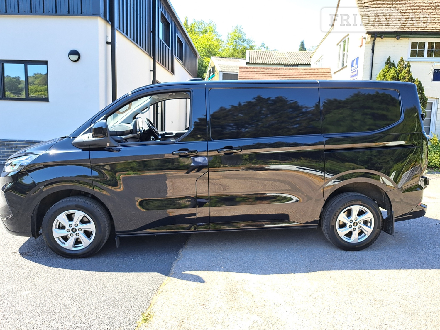 Ford Transit Custom 2025 - Vans & Commercial Vehicles in Waterlooville