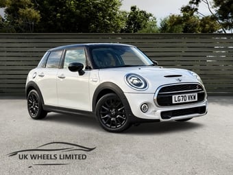 Mini Hatch 2020