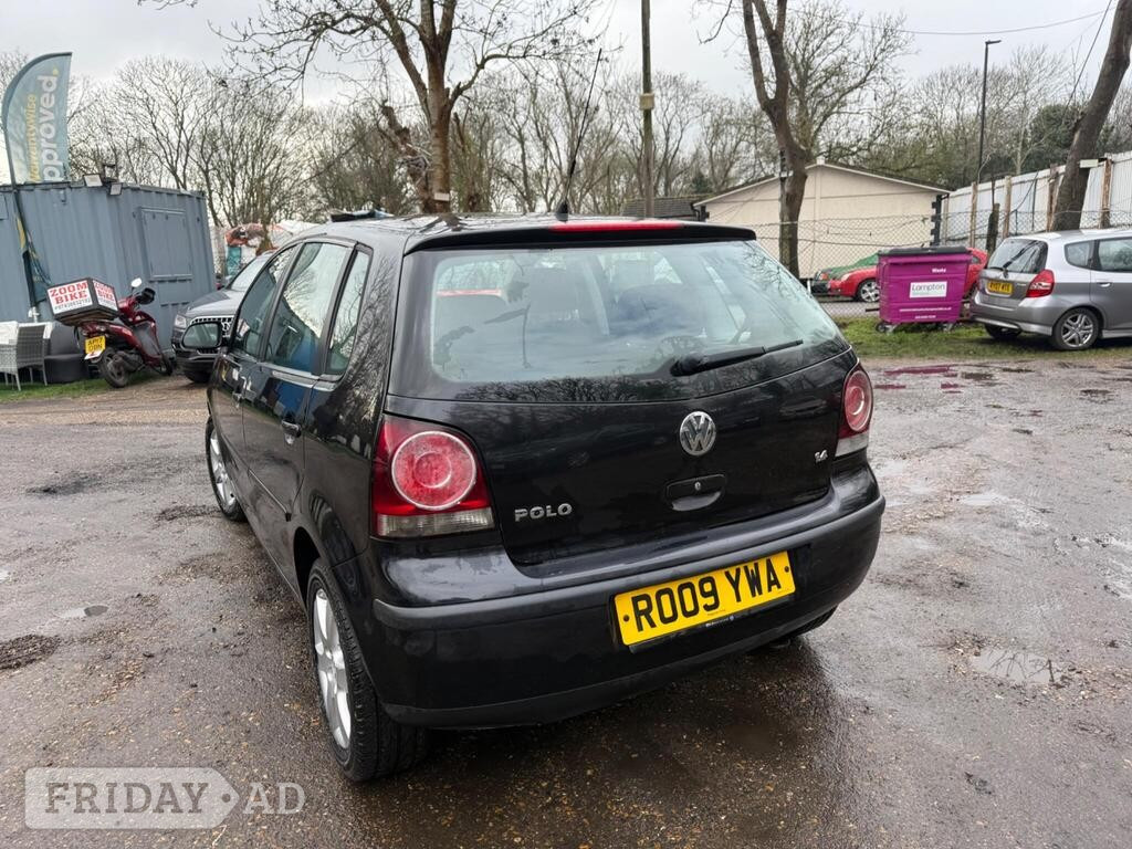 Volkswagen Polo 2009 - Cars in Hounslow