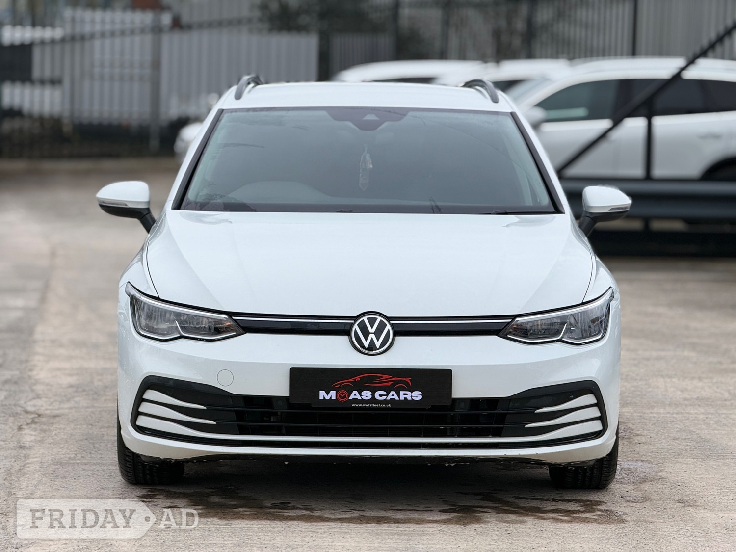 Volkswagen Golf 2021 - Cars