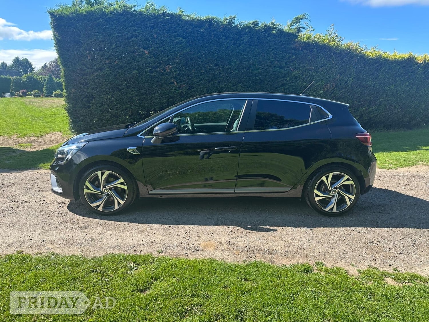 Renault Clio 2020 - Cars