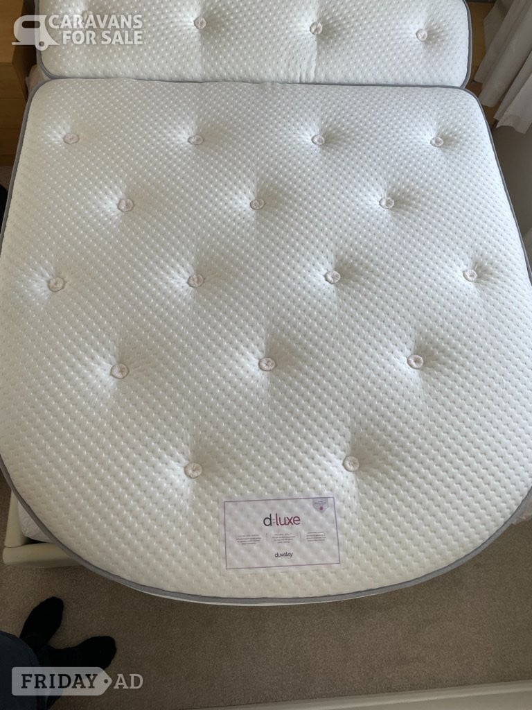 Duvaly Island bed Matress in Southampton