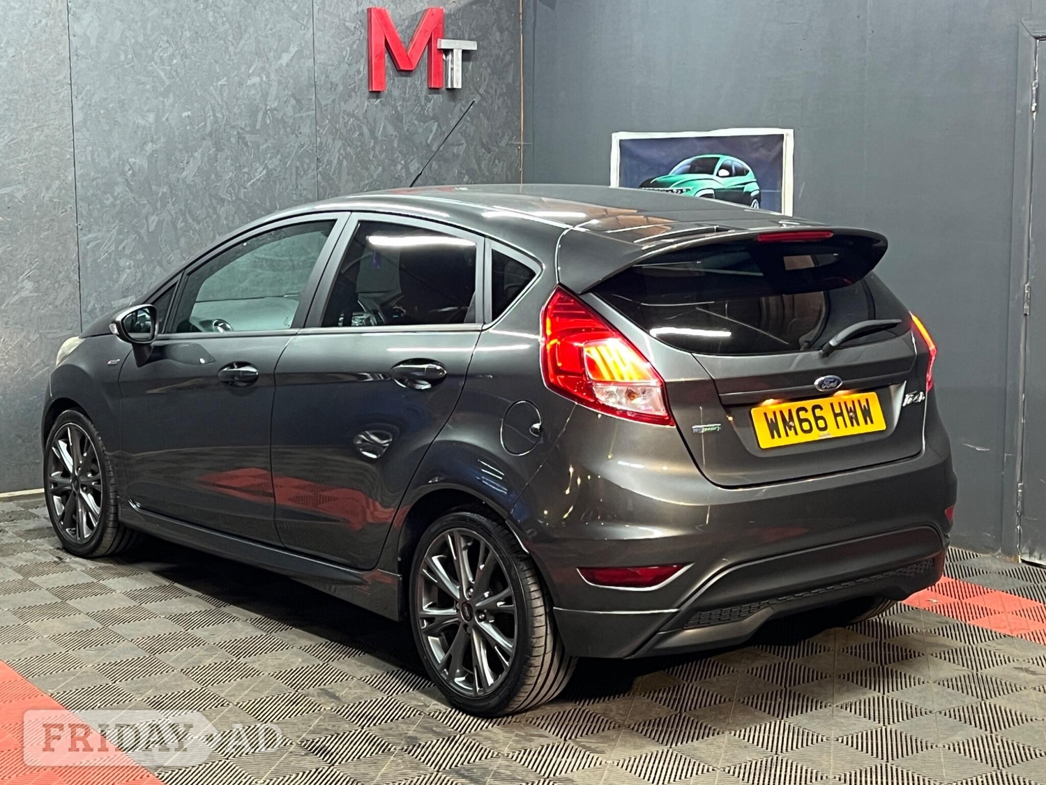 [ berth ]Ford Fiesta