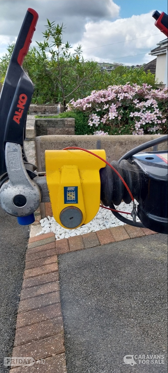 Heavy Duty Hitch Lock in Kingskerswell
