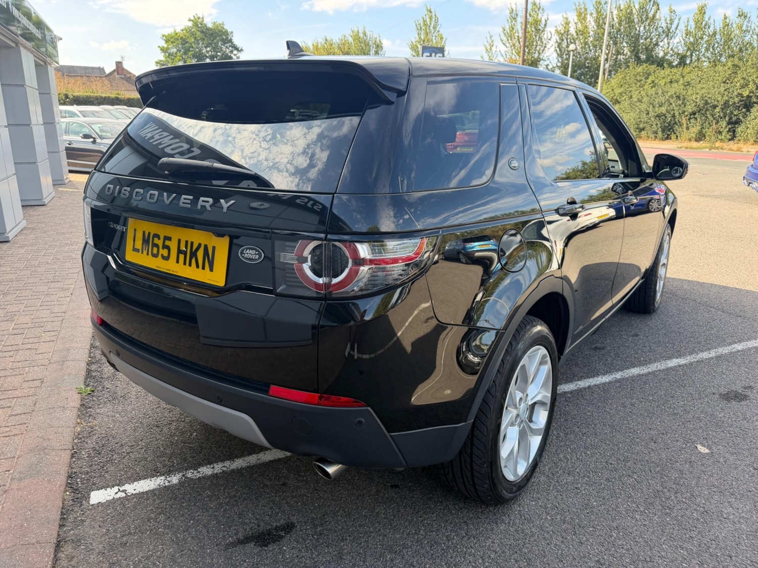 Land Rover Discovery Sport 2015 - Cars