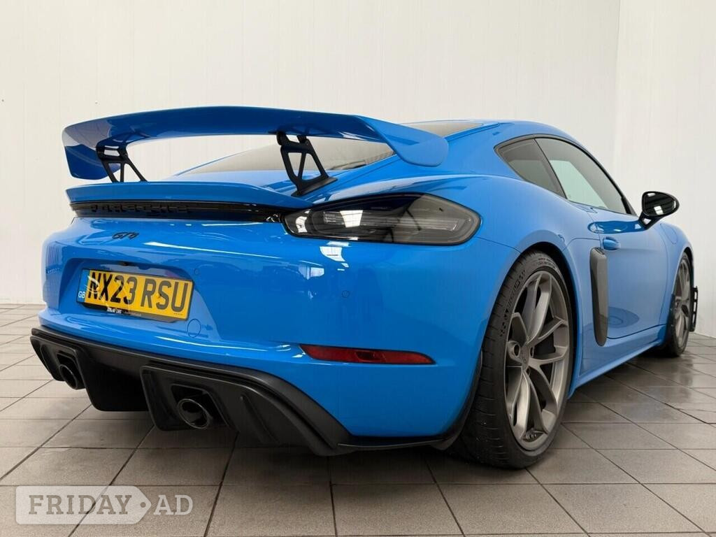 Porsche 718 Cayman 2023 - Cars