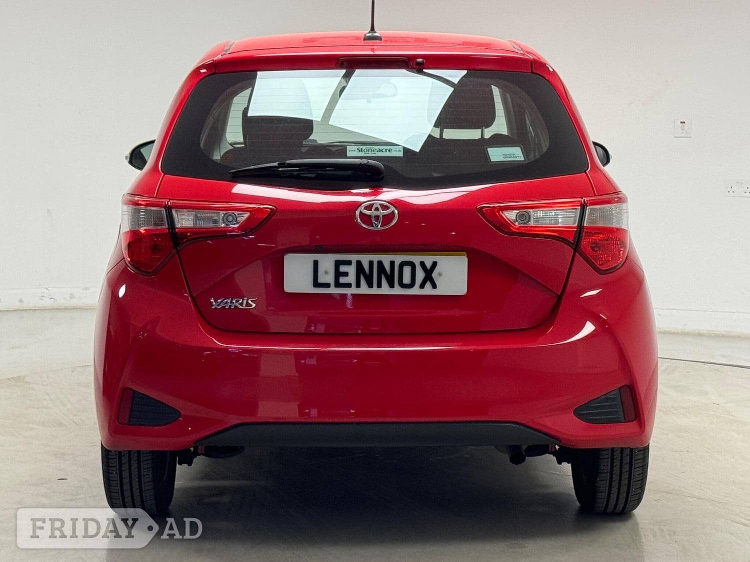 Toyota Yaris 2017 - Cars