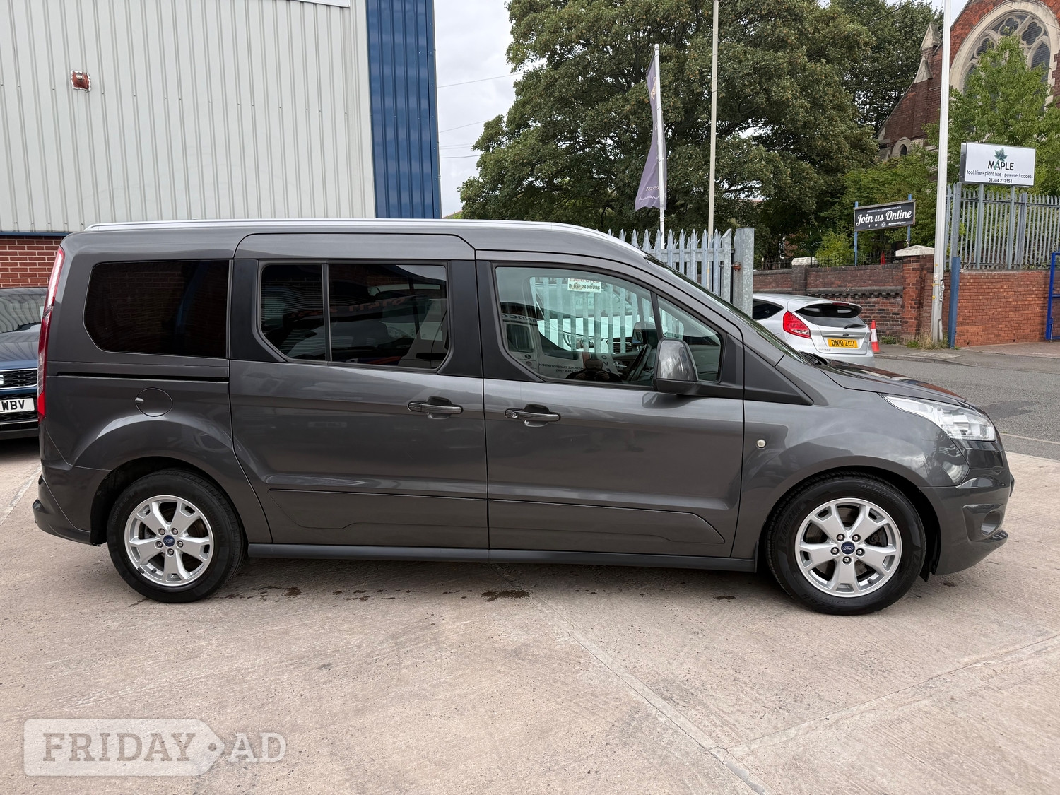 Ford Grand Tourneo Connect Dudley