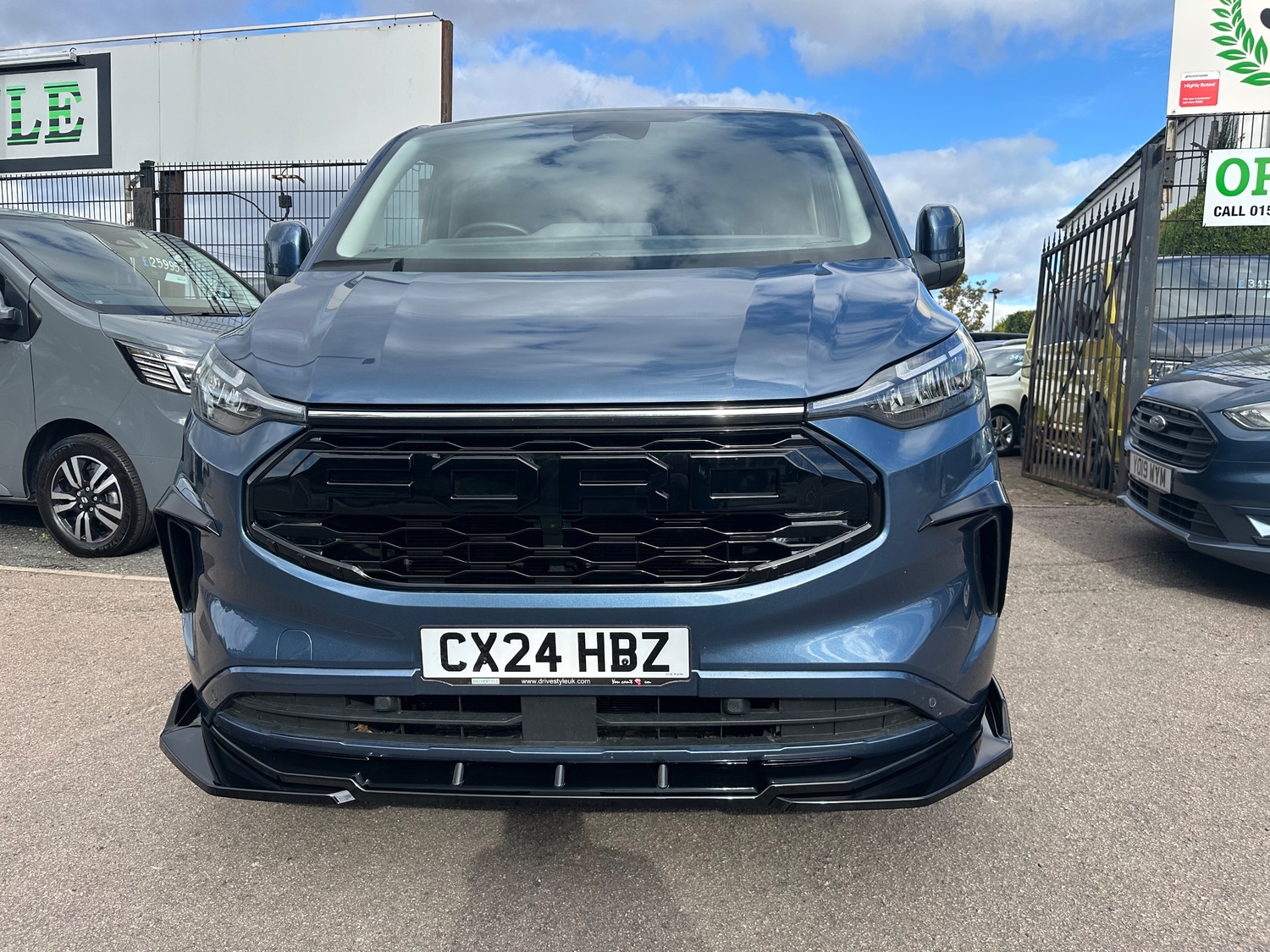 Ford Transit Custom 2024 - Vans & Commercial Vehicles