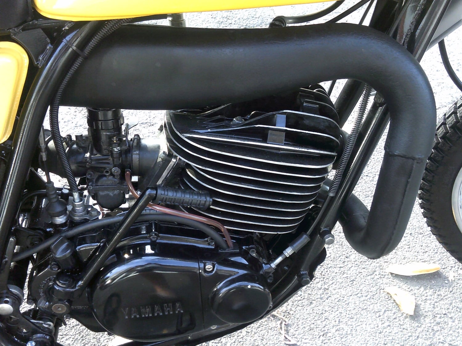 Yamaha DT 1975 - Motorbikes, Scooters & Quads