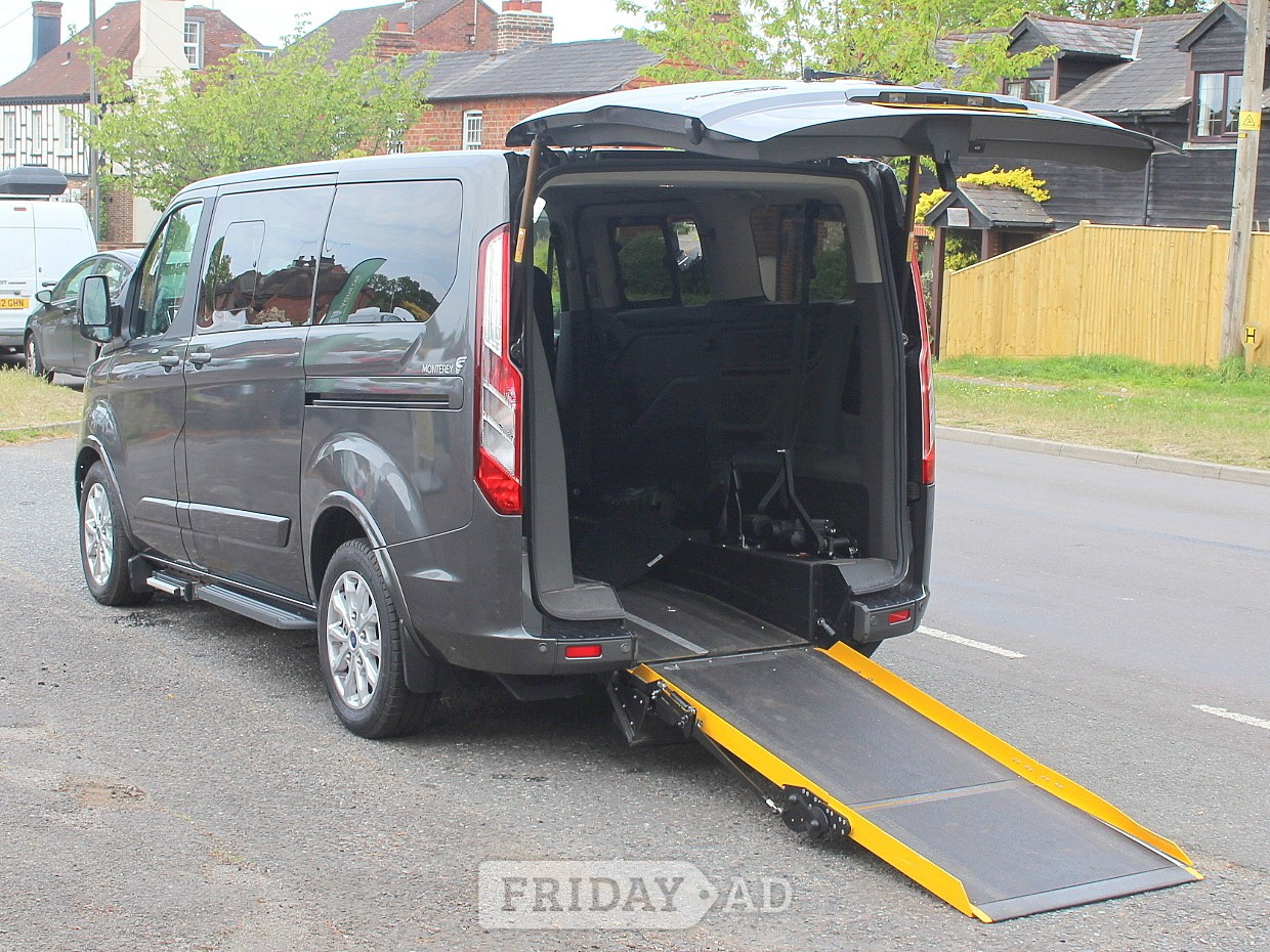Ford Tourneo Custom Hassocks