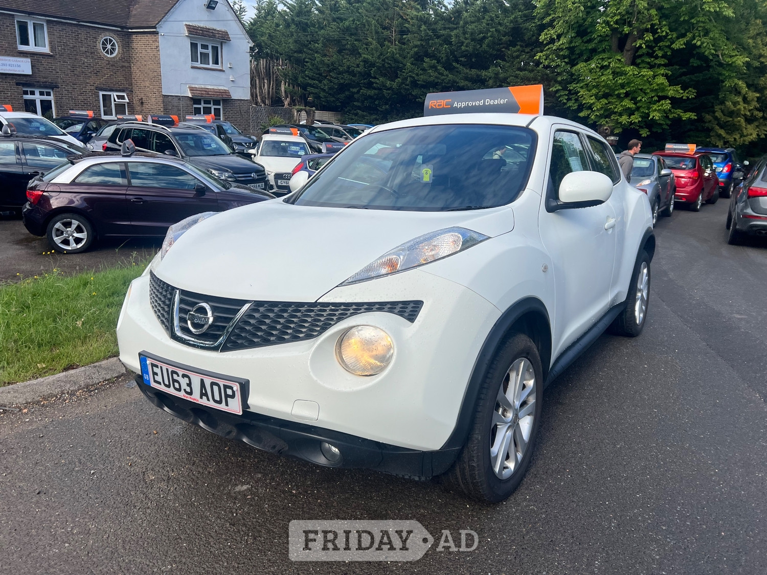 Nissan Juke 2013 in Horley