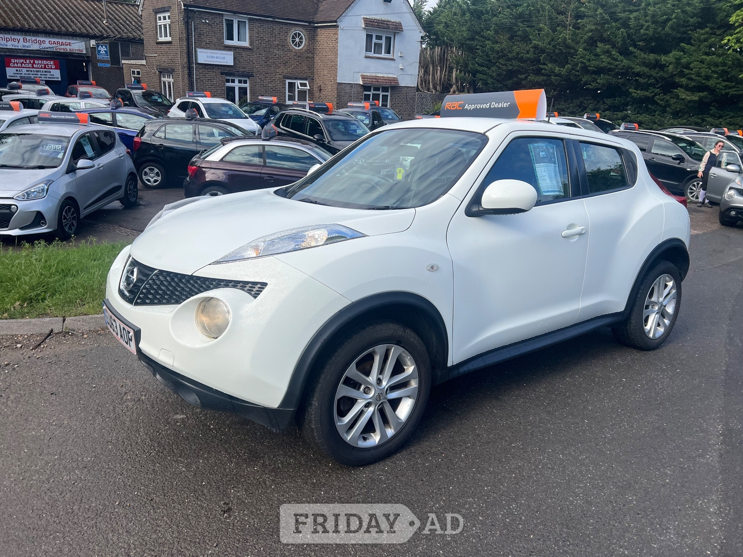 Nissan Juke Horley