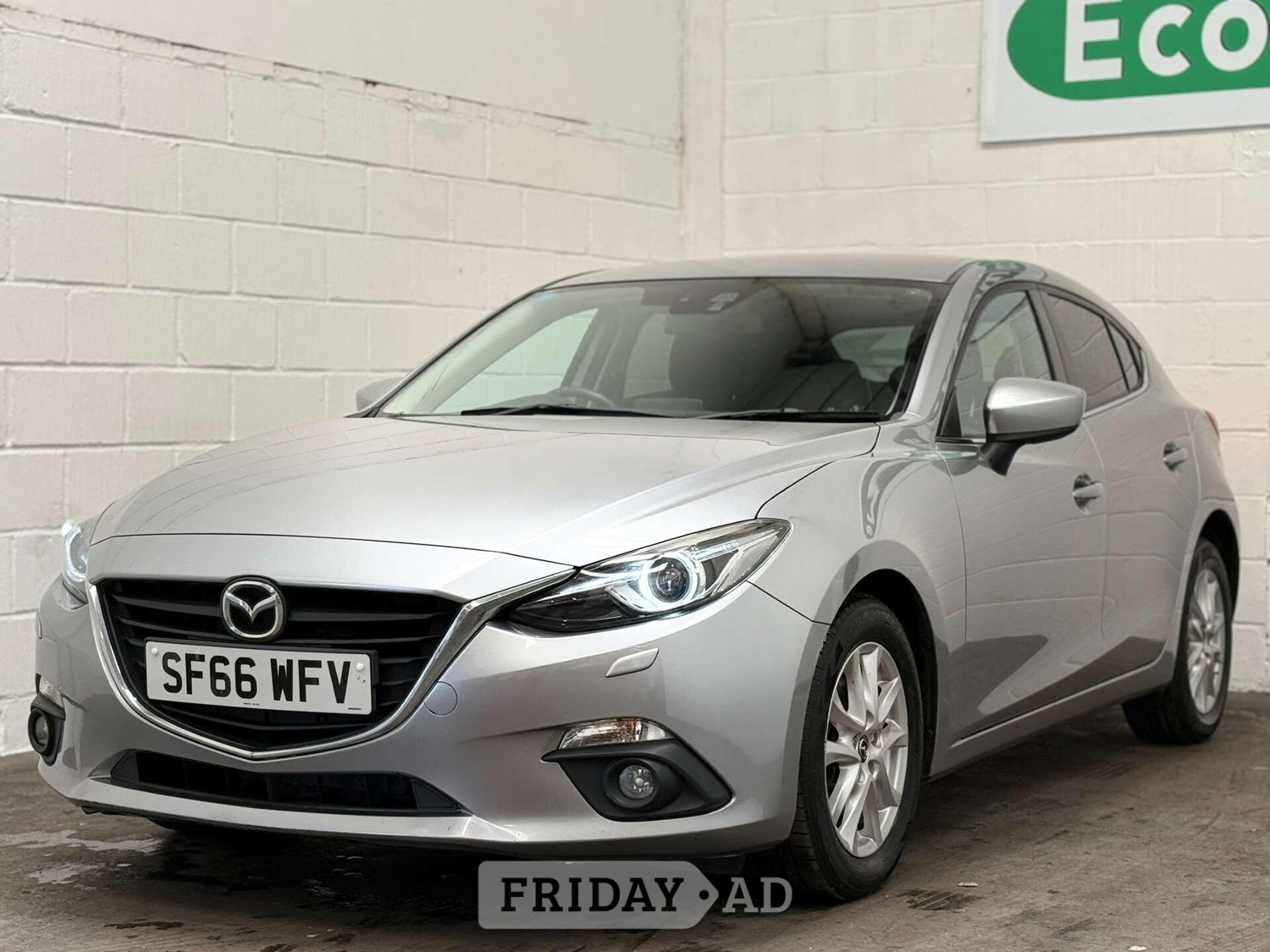 Mazda 3 2016 - Cars in Uxbridge